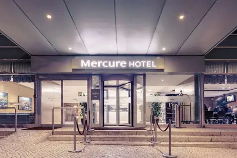 Mercure Lisboa Almada Hotel in Almada — foto 9