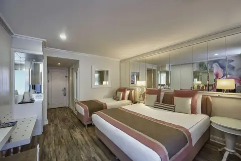 Delphin Diva Premiere Hotel in Aksu — foto 4