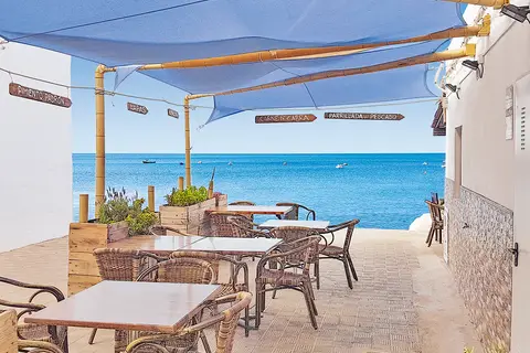Cala Apartamentos in Cala Bona