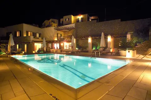 Pelican Bay Hotel in Πλατύς Γιαλός — foto 18