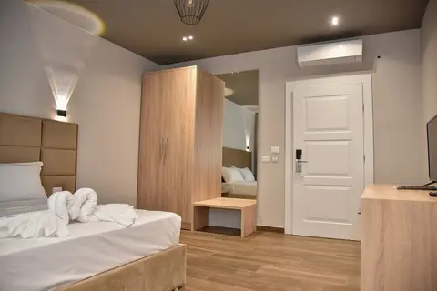 Hotel Lubjana in Durres — foto 23
