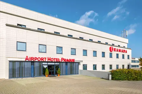 Hotel Ramada Airport Praha in Praag