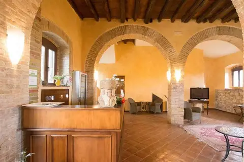 Sant' Agata in Piana degli Albanesi, foto 7