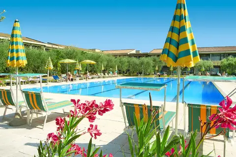 Park Hotel Oasi in Garda