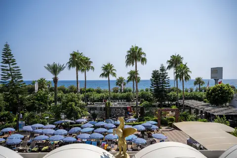 Beach Club Doganay in Alaşehir — foto 4