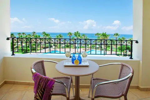 Aquamare Beach & Spa in Paphos — foto 7