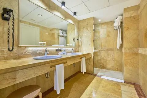 Hotel Serrano Palace in Cala Ratjada — foto 22
