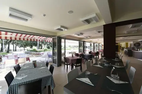 Crvena Luka Resort in Biograd na Moru — foto 16