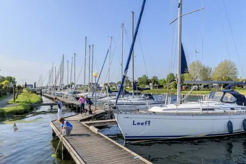 Camping en Villapark De Paardekreek foto 6