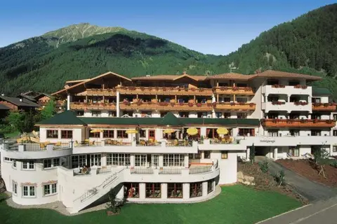Falkensteiner Hotel & Spa Falkensteinerhof in Mühlbach - Rio di Pusteria — foto 16