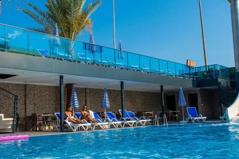 Relax Beach Hotel foto 14