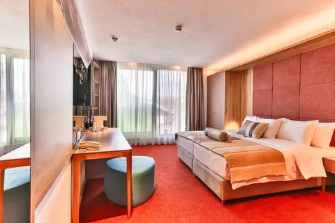Carine Hotel Centar in Podgorica — foto 29