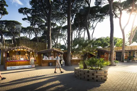 Hu Park Albatros Village in San Vincenzo — foto 15