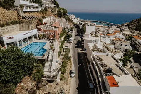 Petra Hotel in Αγία Γαλήνη — foto 14