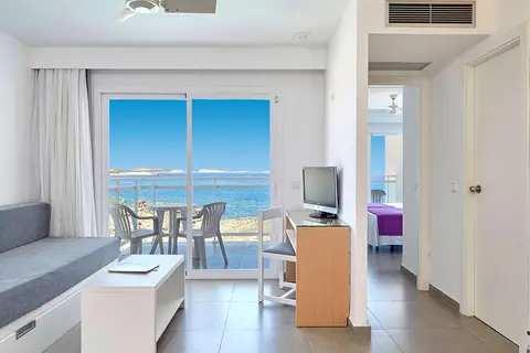Aparthotel Nereida in Sant Josep de sa Talaia, foto 11