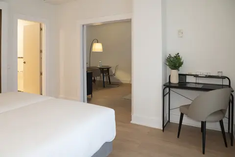 Hotel La Vega in Arroyo De La Encomienda — foto 12
