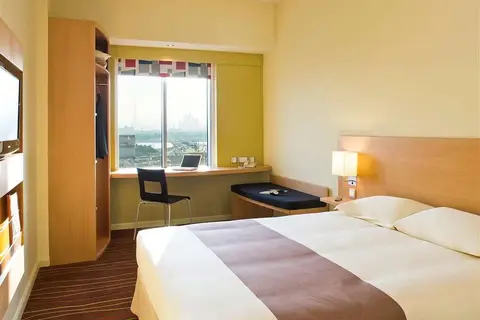 Ibis Dubai Mall Of The Emirates Hotel in Dubai — foto 4