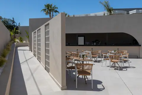 Dore suites in Agia Marina — foto 6