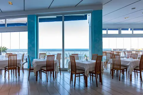 Hotel Giosue A Mare in Meta — foto 30