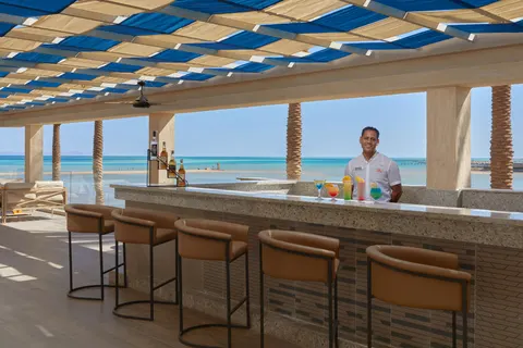 Bellagio Beach Resort & Spa in Al Ahia' — foto 25