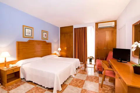 Hotel Monarque El Rodeo in Marbella — foto 7