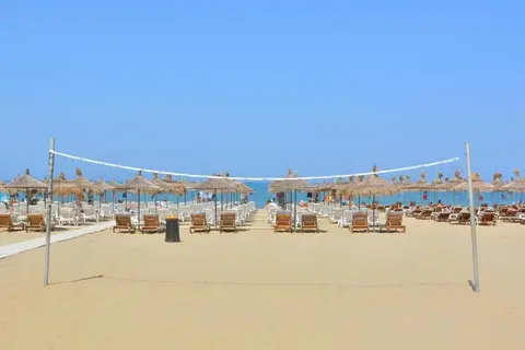 Sandy Beach Resort in Golem — foto 9