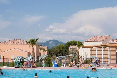 Vakantiepark Les Demeures Du Ventoux in Aubignan — foto 2