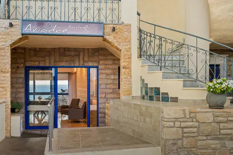 Ariadne Apartments & Studios in Αγία Γαλήνη — foto 5