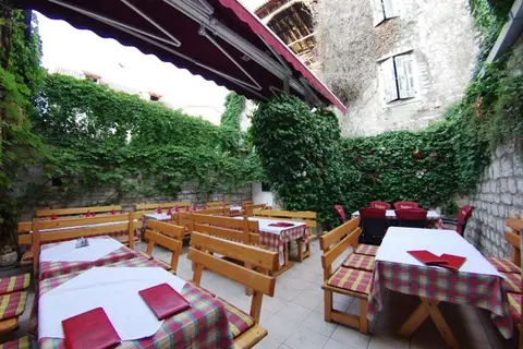 Tragos in Trogir — foto 7