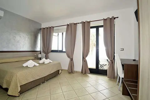 Pineta Petto Bianco in Ricadi, foto 5