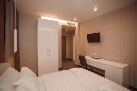 Hotel Chicago in Shkodra — foto 27
