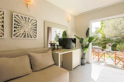Vigles Sea View in Καλύβια — foto 18