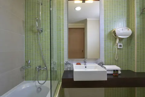 Atlantica Amalthia Beach Resort in Agia Marina — foto 11