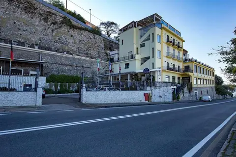La Panoramica Hotel in Castellammare di Stabia — foto 10