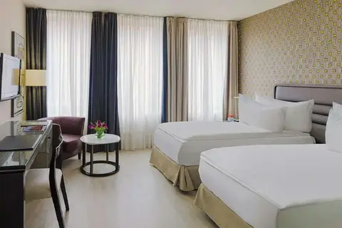 H10 Hotel Berlin Ku'damm in Berlijn — foto 29