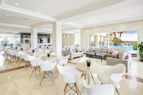 Grupotel Tamariscos in Cala'n Bosch — foto 16