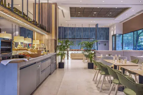 Hotel Valencia Oceanic in Valencia — foto 10