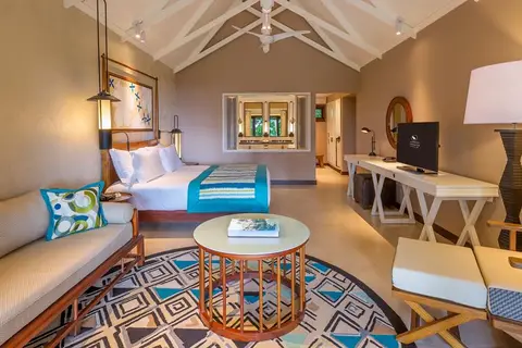 Constance Lemuria in Grand Anse Praslin — foto 3