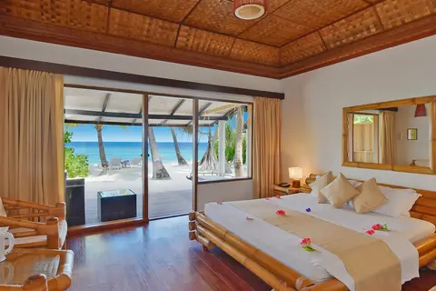 Angaga Island Resort & Spa in Angaga Island Resort — foto 15