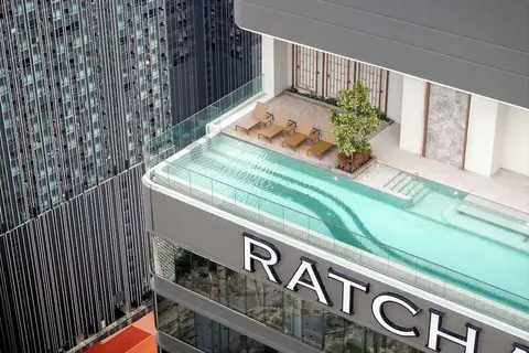 The Quarter Ratchayothin by Uhg in Bangkok — foto 2