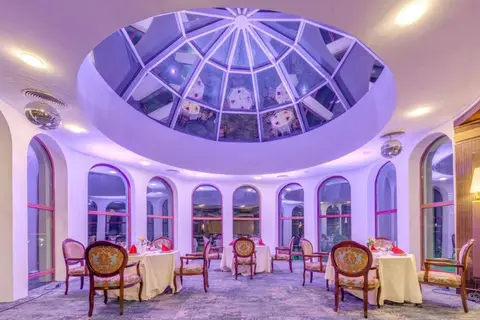 Grand Hotel Sveti Vlas in Sveti Vlas — foto 8