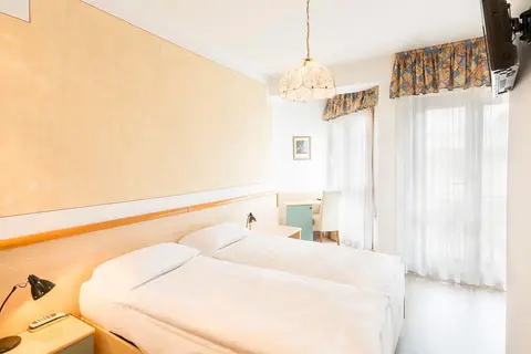 Hotel Garda Bellevue in Limone sul Garda — foto 5
