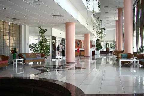 Pernera Beach Hotel in Παραλίμνι — foto 12
