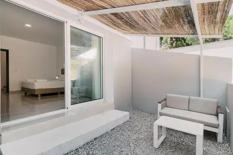 Bamboo Suites in Ιαλυσός — foto 18