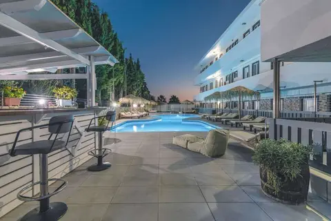 Sunny Days Hotel & Appartementen in Ζηπάρι — foto 26