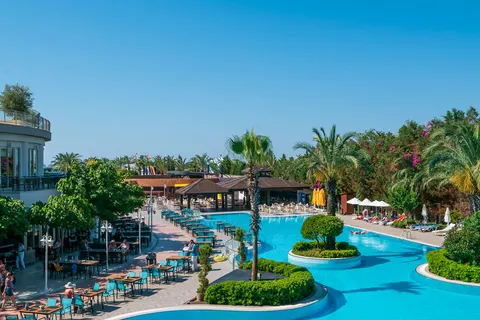 Liberty Lara Beach in Aksu — foto 22