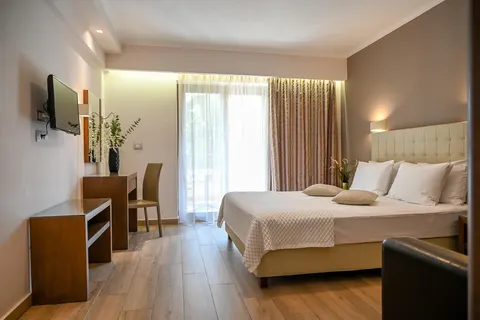 Adam's Hotel in Αγία Κυριακή — foto 6