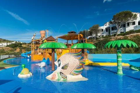 Fergus Club Carema Splash in es Mercadal — foto 4