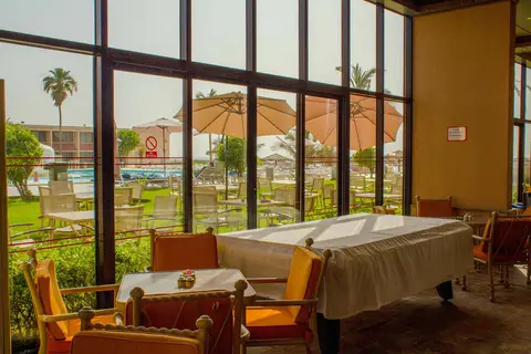 Lou Lou A Beach Resort in Al Khalidiyah — foto 26