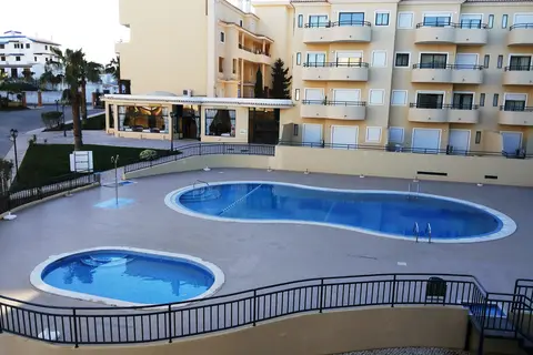 Hotel Plaza Real in Mexilhoeira Grande — foto 9